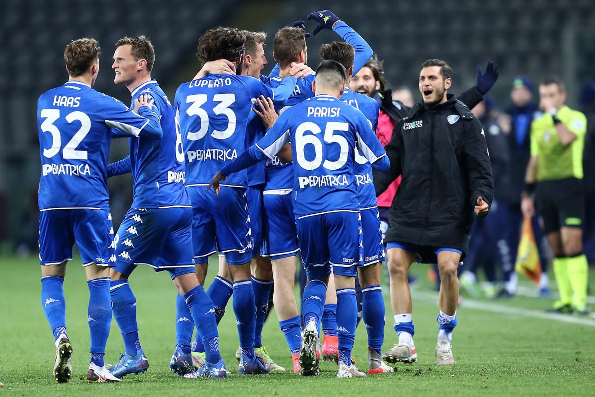 队文化的多 队文化的多